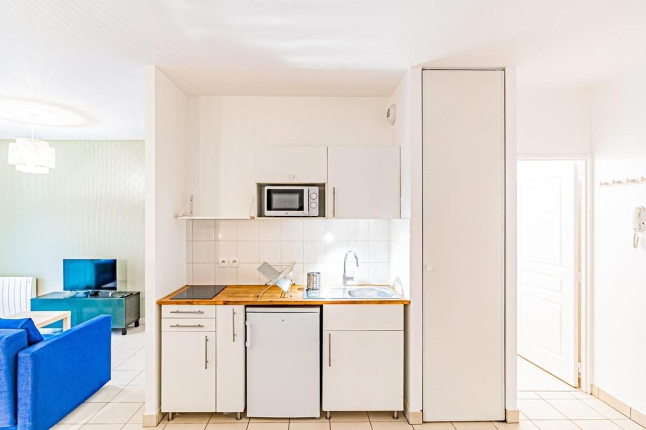 Le Petit Kaplan-Studio Cosy Avec Terrasse Lyon Bagian luar foto